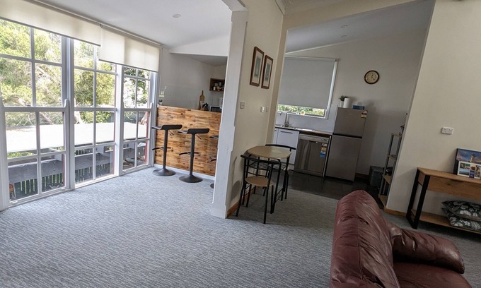 Smiths Beach Apartment | PHILLIP ISLAND Smiths Beachn2BR Fully Equip ApartmentnWalk 1min Beach 5min Track