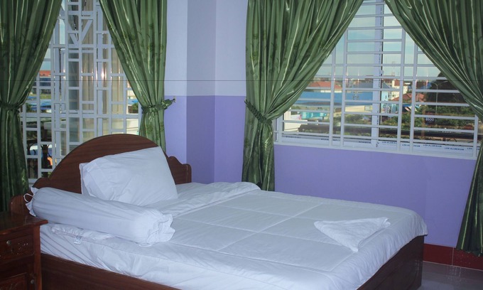 Kampong Cham Hotel | Phkar Chhouk Tep Hotel