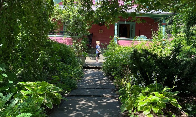 Phoenicia House | Phoenicia 1890 Bear Cottage, up to sleeps eight