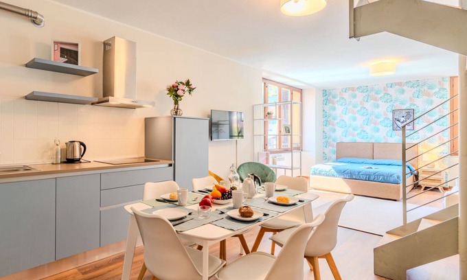 Acquaseria Apartment | Piazza San Giuseppe by Interhome