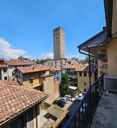 Citta Alta House | Piazza Vecchia Boutique Apartment