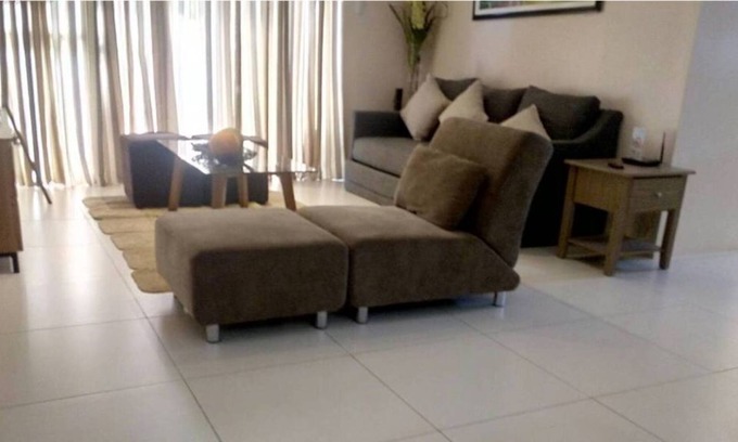 Nasugbu Apartment | Pico de Loro Beach and Country Club Carb3brLit