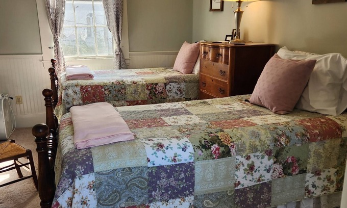 Limerick Bed & Breakfast | Picturesque bed and breakfast, nestled in the foothills of the white mountains.
