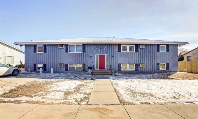 Pierre Apartment | Pierre Vacation Rental - 9 Mi to Oahe Dam!