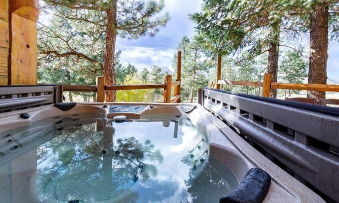 Woodland Park Cabin | Pikes Peak Ranch - Angler's Cove Cabin