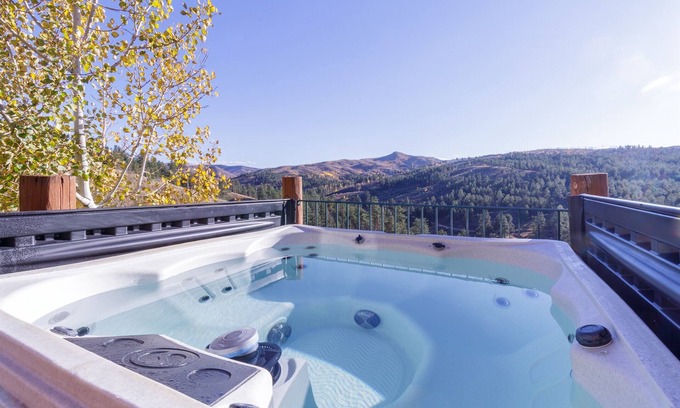 Woodland Park Cabin | Pikes Peak Ranch - Eagle Crest Cabin