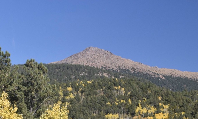 Cripple Creek Cabin | Pikes Peak’s Sentinel Point, Starlink, WiFi, YouTube Tv, Divide, Woodland Park