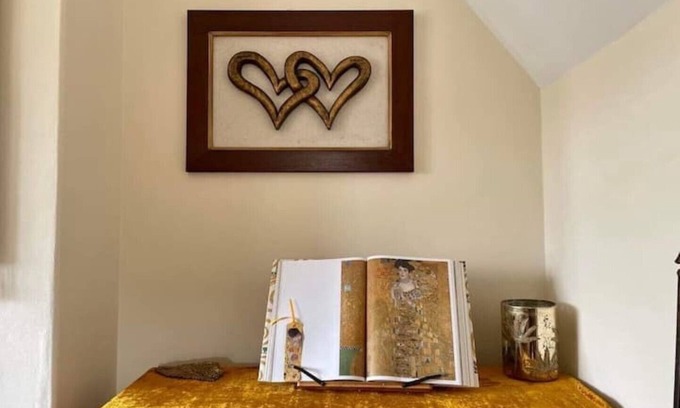 Cheddar House | Pilgrims Rest - Cheddar Guest House with Annexe