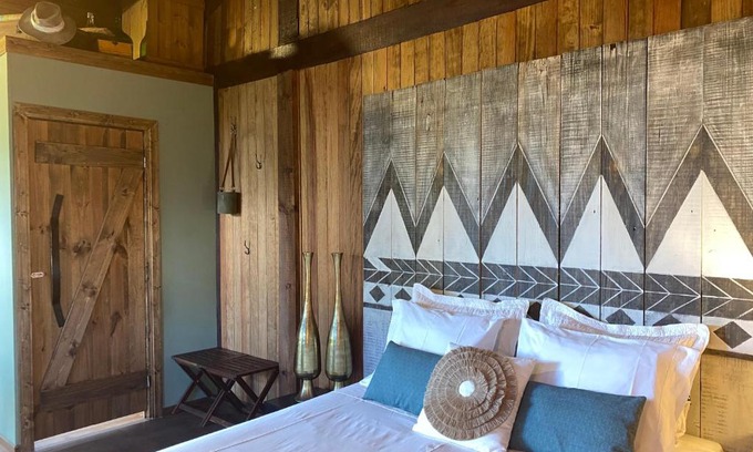 Valongo Villa | Pine Lodge