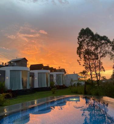 Songan Hotel | Pinggan Cliff