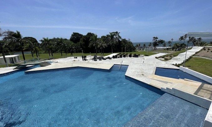 Maria Chiquita Apartment | Piscina Mar en el Paraíso Caribe