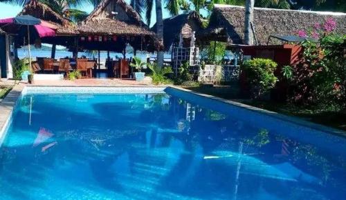 Ambaro House | Piscine bimoko