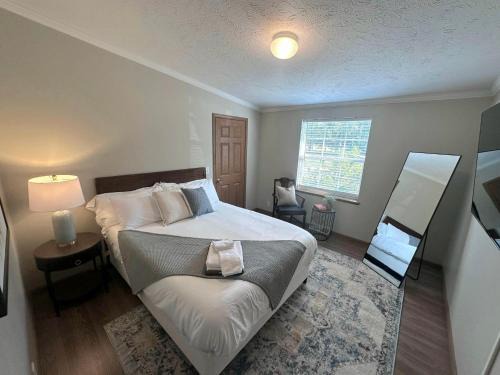 Plainview House | Plainview Vineyard Retreat Sleeps 8