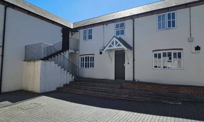 Mynydd Isa Apartment | Plas Bellin Apartments