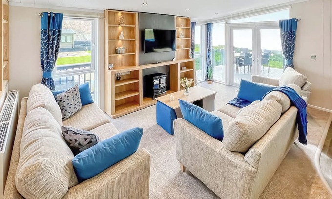 Aberystwyth Ski Chalet | Platinum Lodge Bay View Spa