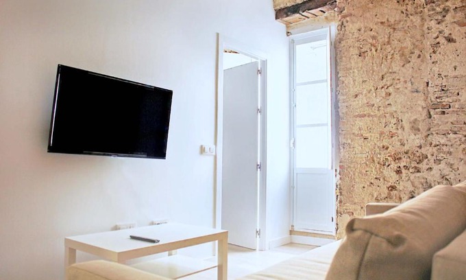 Old Town Apartment | Plaza de España building