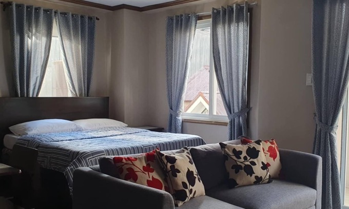 Baguio Condo | Pleasant condo with WiFi in charming Baguio