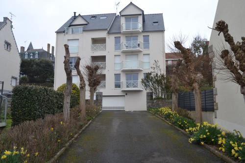 Pleneuf-Val-Andre Apartment | pleneuf val andre appart vue mer 2 à 4 personnes