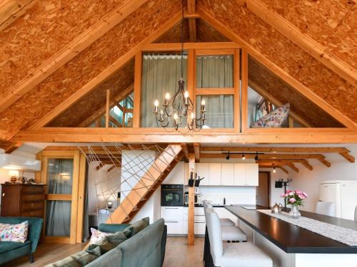 Barilovic House | Plivanje u zalazak sunca - Three Bedroom House