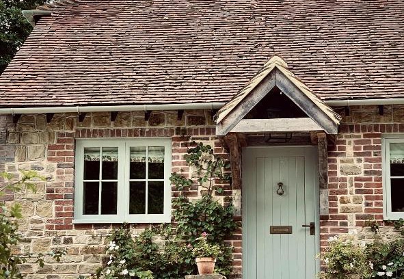 Fernhurst House | Plum Henley
