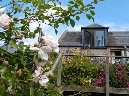 Kelso House | Plumtree Cottage