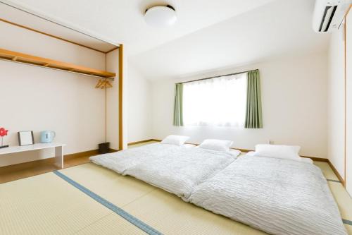 Izumisano House | PLUS 9 Station INN