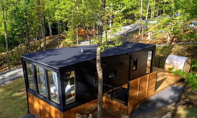 La Conception Ski Chalet | Pod at Bel Air - Ideal for Friends/Family - Private Jacuzzi & Sauna - Bbq