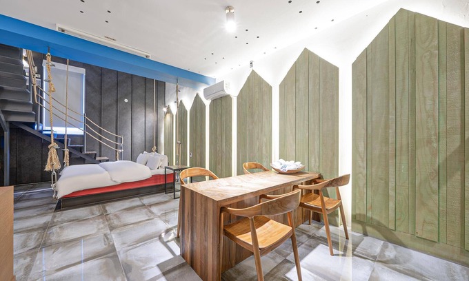 Pohang Hotel | Pohang Jukdo Market Tahiti