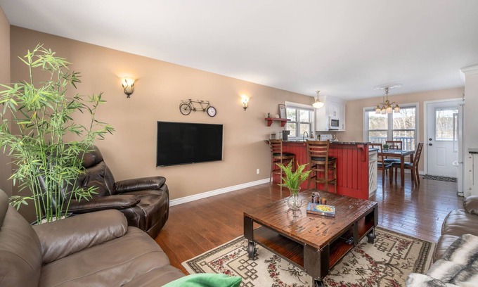 Bancroft House | Pointe of View | Riverfront | Sled In/Out |Sleep 6
