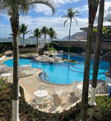 Recreio dos Bandeirantes Apartment | Pontal Resort Rio - Beachfront Pool