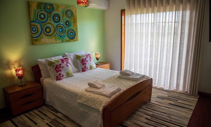 Macedo de Cavaleiros Apartment | Pontes Room with Mountain View, Wi-Fi and Air Conditioning