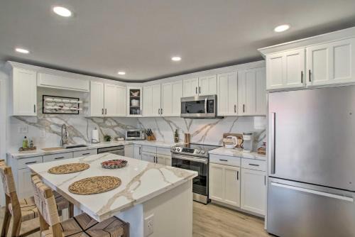 Apache Junction Apartment | Pool Access Mtn-View Condo in Apache Junction!
