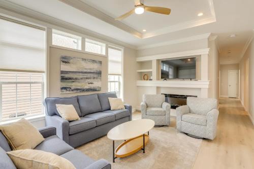 Marblehead House | Pool and Fishing Pier Access Marblehead Home!