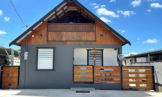 Rio Jueyes Bed & Breakfast | Pool ,generator and water back up.