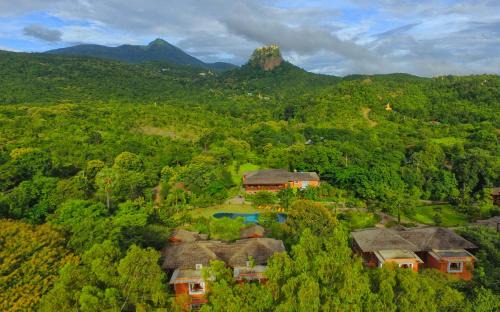 Popa Hotel | Popa Garden Resort
