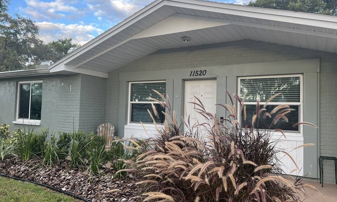Bayonet Point Cottage | Port Richey Beach Themed Oasis, Family/Pet-Friendly Getaway Near Tampa Bay