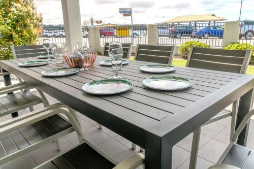 Port Vincent House | Port Vincent Seaside Apartments - Apartment 2