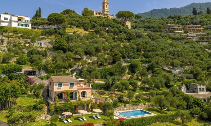 Zoagli Villa | Portofino Riviera Luxury Villa - Pool and Garden - Free Parking