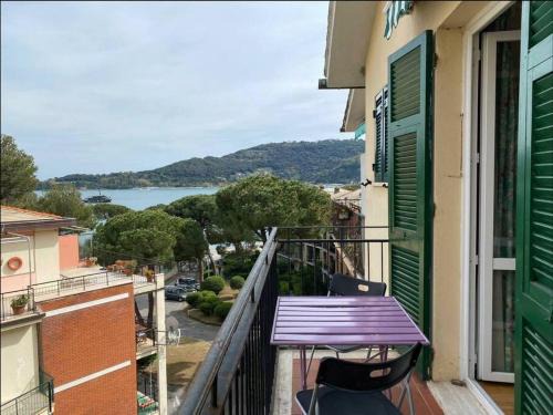 Portovenere Apartment | Portovenere a due passi dal mare/parcheggio privato, ampio appartamento fino a 8 persone