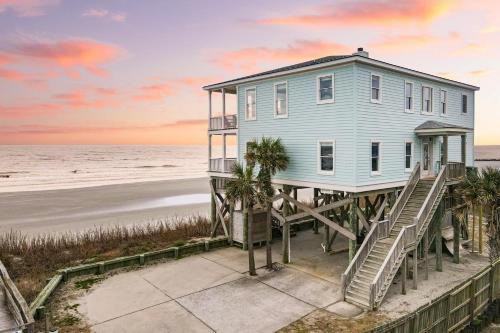 Sunset Point House | Poseidon By AvantStay On The Beach Two Ocean Facing Balconies Hot Tub