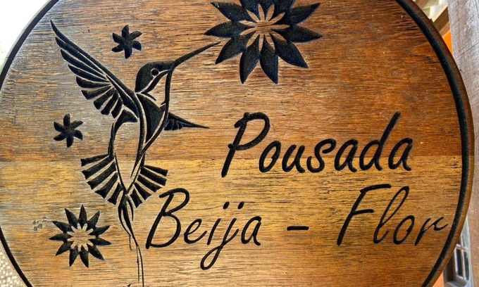 Paranagua House | Pousada Beija Flor