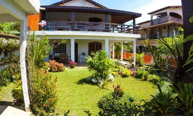 Pereque House | Pousada between Paradise located on the border between Angra and Paraty