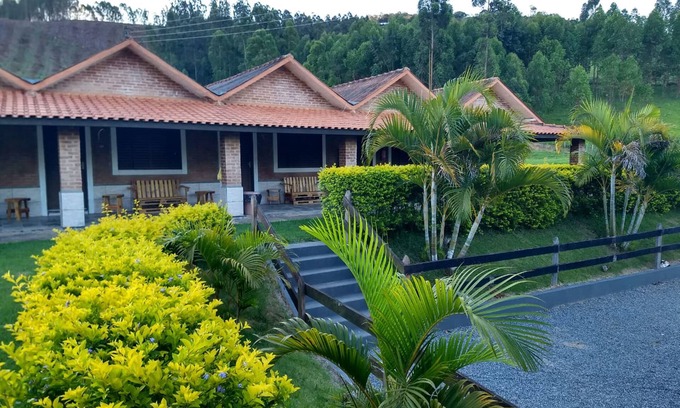 Socorro Hotel | Pousada e Pesca Esportiva Fazolin