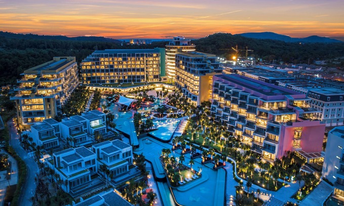 Khem Beach Resort | Premier Residences Phu Quoc Emerald Bay Managed by Accor