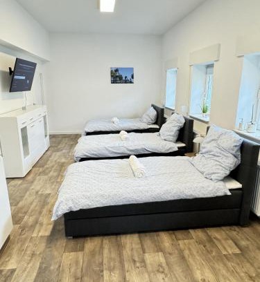 Hamm Apartment | Premium 4 Bett Appartment ,WIFI, Waipu TV, Waschmaschine, Trockner, Küche in Hamm