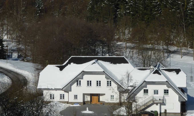 Westfeld Apartment | * Premium apartment, new building, near Winterberg, Nordic u. Skilanglaufz., Playground