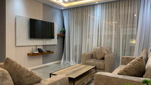Yaounde Apartment | Premium appart avec piscine et vue sur la ville