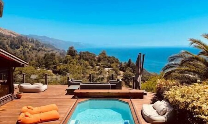 Posts House | Premium Central Big Sur location, pool & spa, spectacular south views, 5 acres