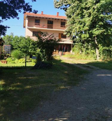 Central Serbia House | Prenoćište Lipov lad