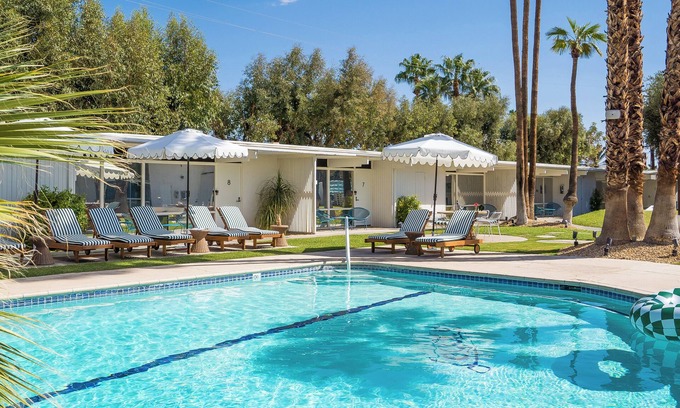 Desert Park Estates Hotel | Presidential Suite | Pool, Firepit | Near Downtown